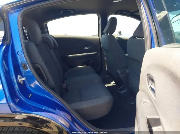 3CZRU5H1XKG715334 2019 HONDA HR-V - Image 8