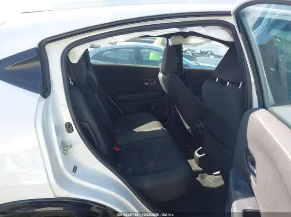 3CZRU5H1XKM721426 2019 HONDA HR-V - Image 8