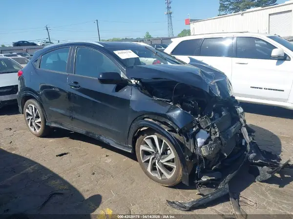 3CZRU5H1XKM728022 2019 HONDA HR-V - Image 1