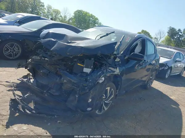 3CZRU5H1XKM728022 2019 HONDA HR-V - Image 2