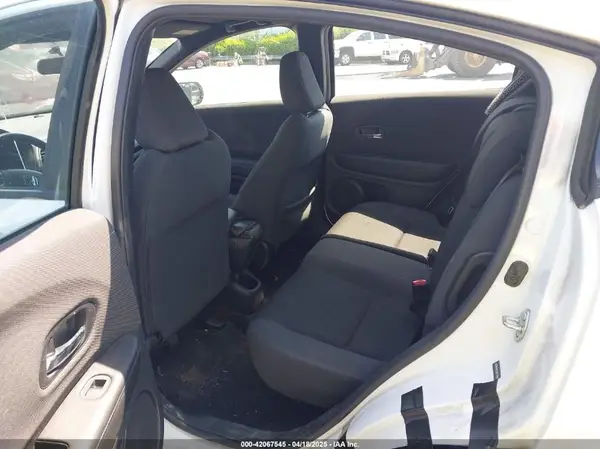 3CZRU5H1XLM717684 2020 HONDA HR-V - Image 8