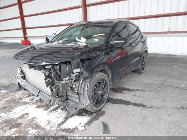 3CZRU5H1XMM707027 2021 HONDA HR-V - Image 2