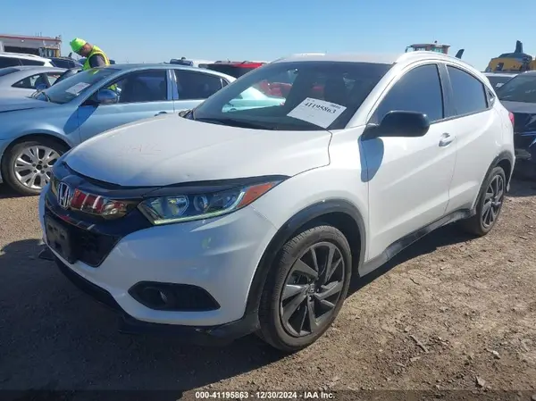 3CZRU5H1XMM725351 2021 HONDA HR-V - Image 2