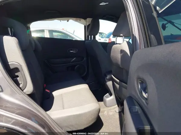3CZRU5H1XMM730579 2021 HONDA HR-V - Image 8