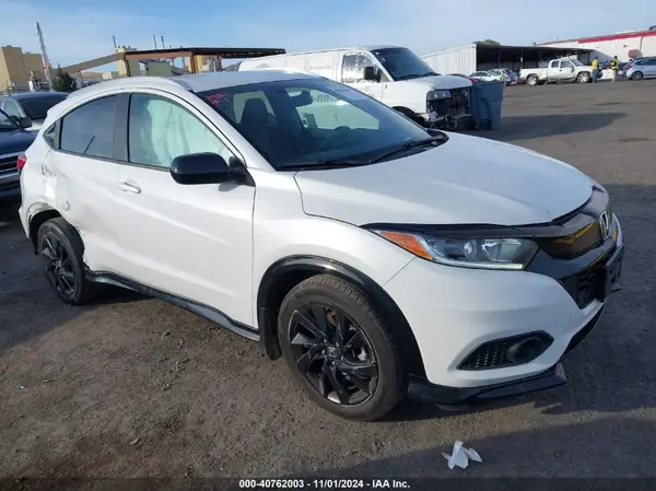 3CZRU5H1XNM744256 2022 HONDA HR-V - Image 1