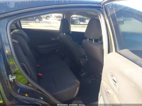 3CZRU5H30GM718396 2016 HONDA HR-V - Image 8