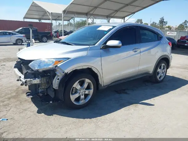3CZRU5H30GM726983 2016 HONDA HR-V - Image 2