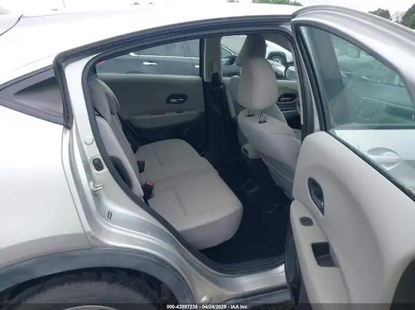 3CZRU5H30GM742133 2016 HONDA HR-V - Image 8