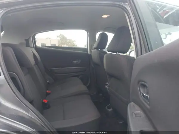 3CZRU5H30HG706989 2017 HONDA HR-V - Image 8