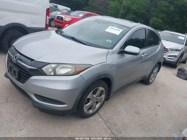 3CZRU5H30HG707124 2017 HONDA HR-V - Image 2