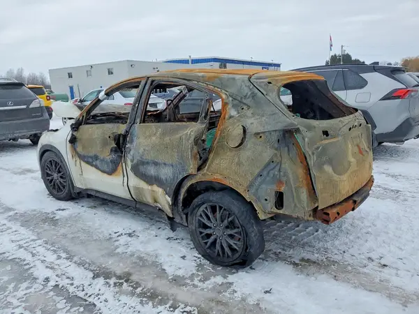 3CZRU5H30HM100609 2017 HONDA HR-V - Image 2