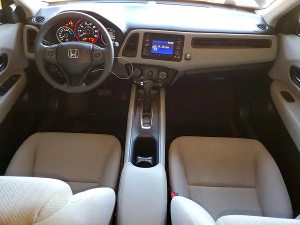 3CZRU5H30HM708632 2017 HONDA HR-V - Image 8