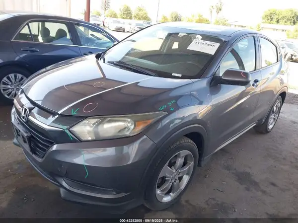 3CZRU5H30HM709442 2017 HONDA HR-V - Image 2