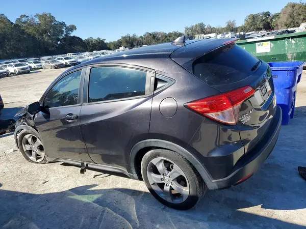 3CZRU5H30JG701586 2018 HONDA HR-V - Image 2