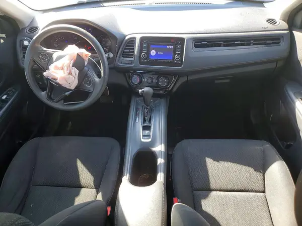 3CZRU5H30JG701586 2018 HONDA HR-V - Image 8
