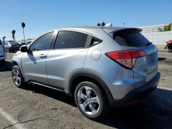 3CZRU5H30JG701751 2018 HONDA HR-V - Image 2