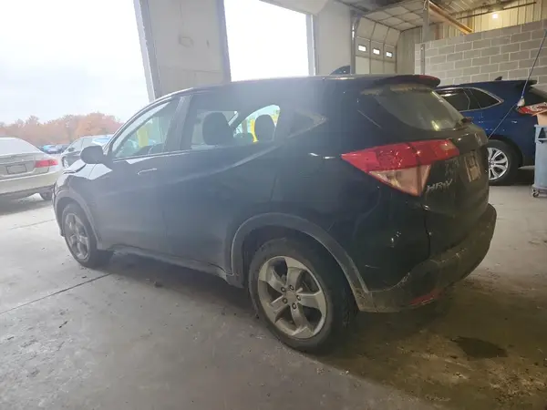 3CZRU5H30JG703094 2018 HONDA HR-V - Image 2