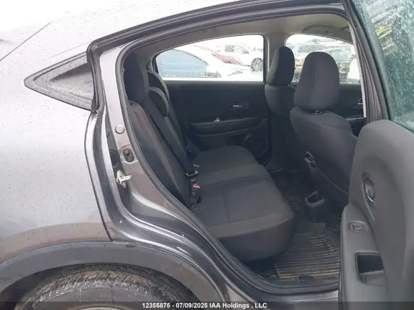 3CZRU5H30JM102558 2018 HONDA HR-V - Image 8
