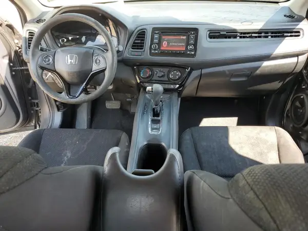 3CZRU5H30JM706353 2018 HONDA HR-V - Image 8