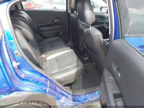 3CZRU5H30JM713089 2018 HONDA HR-V - Image 8