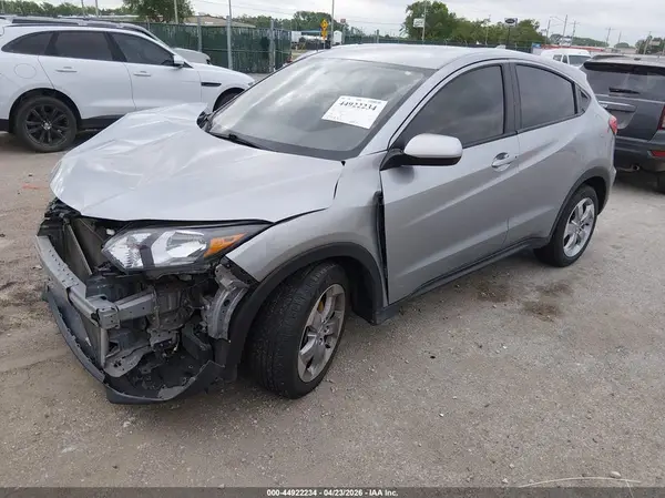 3CZRU5H30JM715036 2018 HONDA HR-V - Image 2