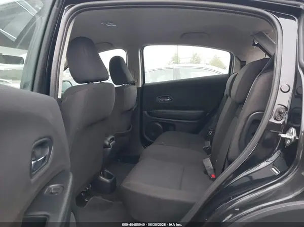 3CZRU5H30JM715103 2018 HONDA HR-V - Image 8
