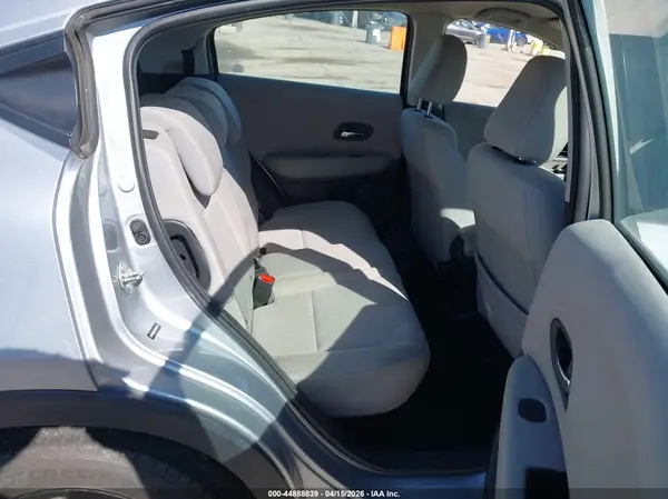 3CZRU5H30JM720639 2018 HONDA HR-V - Image 8