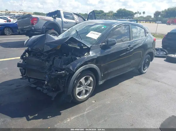3CZRU5H30KG701914 2019 HONDA HR-V - Image 2