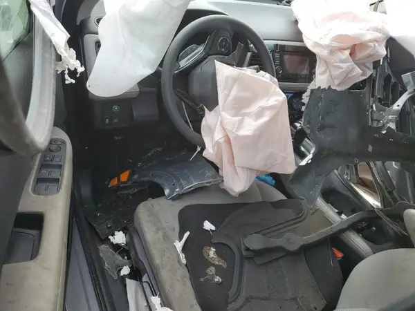 3CZRU5H30KG706370 2019 HONDA HR-V - Image 8