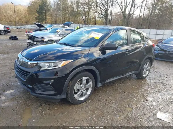 3CZRU5H30KG706904 2019 HONDA HR-V - Image 2