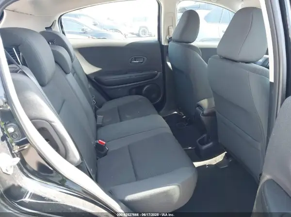 3CZRU5H30KG716381 2019 HONDA HR-V - Image 8