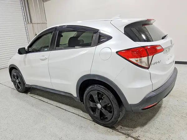 3CZRU5H30KM706063 2019 HONDA HR-V - Image 2