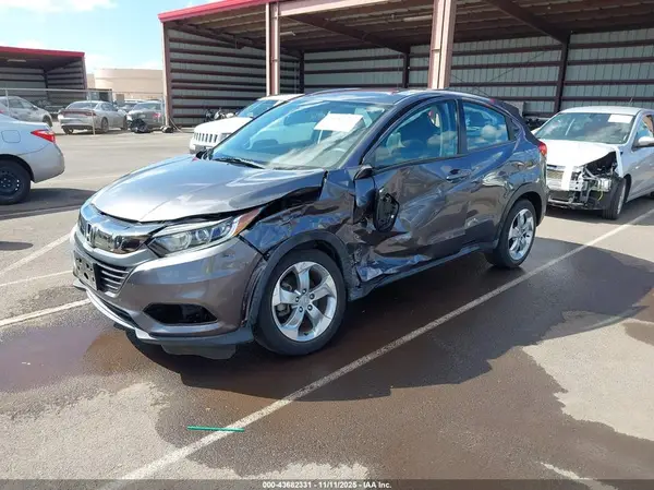 3CZRU5H30LM702368 2020 HONDA HR-V - Image 2