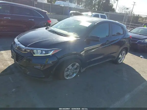 3CZRU5H30LM713824 2020 HONDA HR-V - Image 2