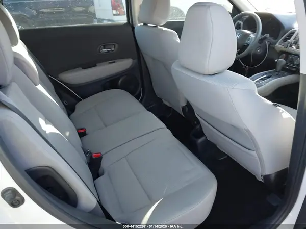 3CZRU5H30MM701920 2021 HONDA HR-V - Image 8