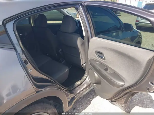 3CZRU5H30MM709760 2021 HONDA HR-V - Image 8