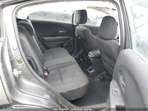 3CZRU5H31GM711621 2016 HONDA HR-V - Image 8