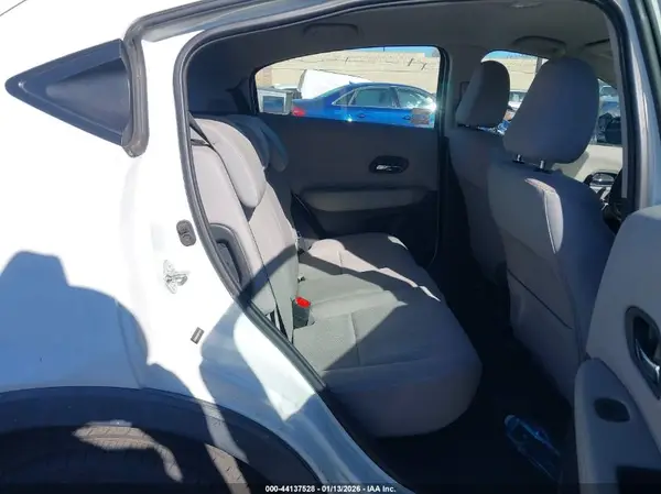 3CZRU5H31GM711814 2016 HONDA HR-V - Image 8
