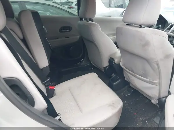 3CZRU5H31GM741184 2016 HONDA HR-V - Image 8