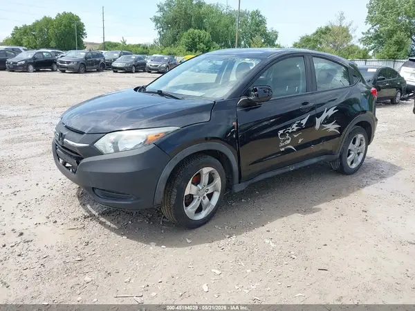 3CZRU5H31GM743016 2016 HONDA HR-V - Image 2