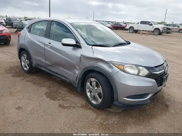 3CZRU5H31HG700263 2017 HONDA HR-V - Image 1