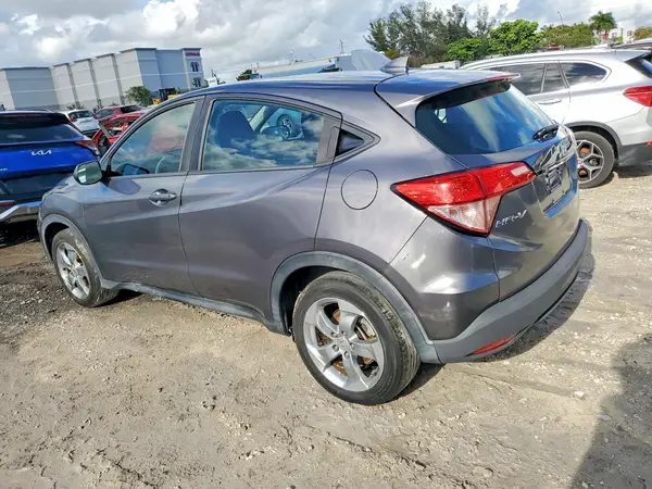3CZRU5H31HG700702 2017 HONDA HR-V - Image 2