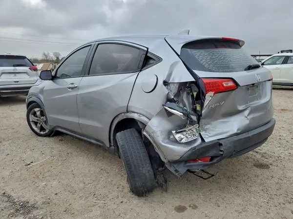 3CZRU5H31HG702255 2017 HONDA HR-V - Image 2