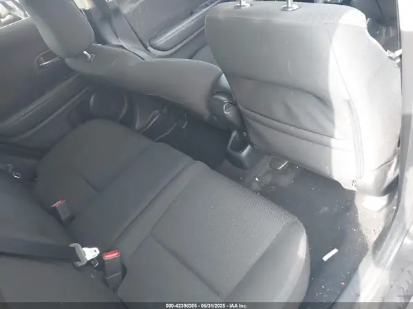 3CZRU5H31HG703762 2017 HONDA HR-V - Image 8