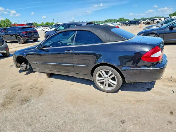 3CZRU5H31HG705477 2017 HONDA HR-V - Image 2