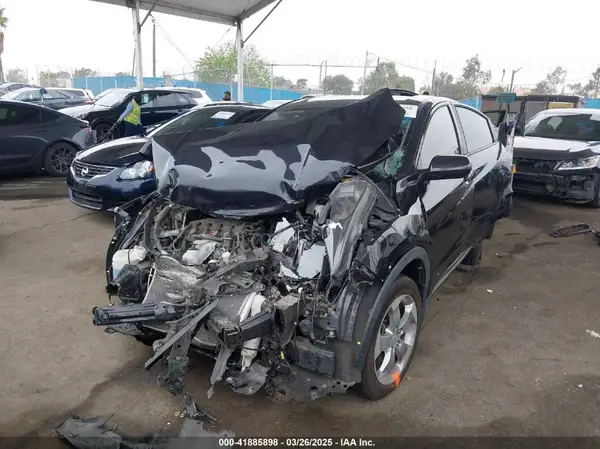 3CZRU5H31HG707097 2017 HONDA HR-V - Image 2