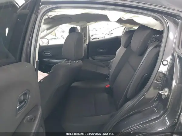 3CZRU5H31HG707097 2017 HONDA HR-V - Image 8