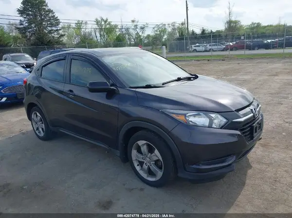 3CZRU5H31HM701804 2017 HONDA HR-V - Image 1