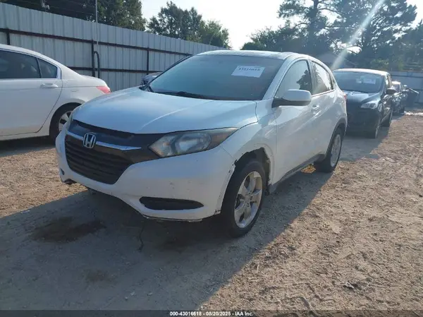 3CZRU5H31HM702239 2017 HONDA HR-V - Image 2
