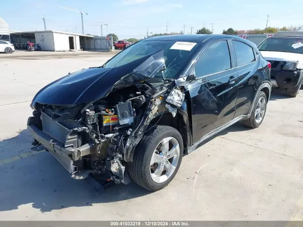 3CZRU5H31HM704119 2017 HONDA HR-V - Image 2